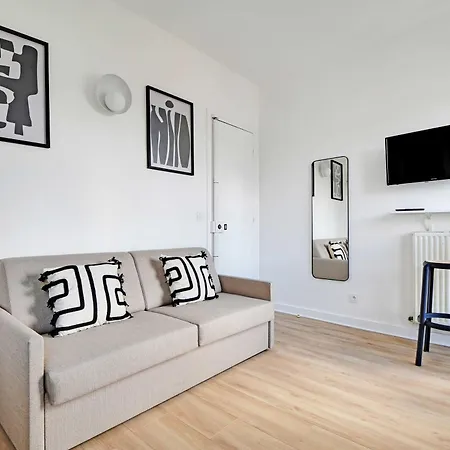 דירה Cosy For 2 People -